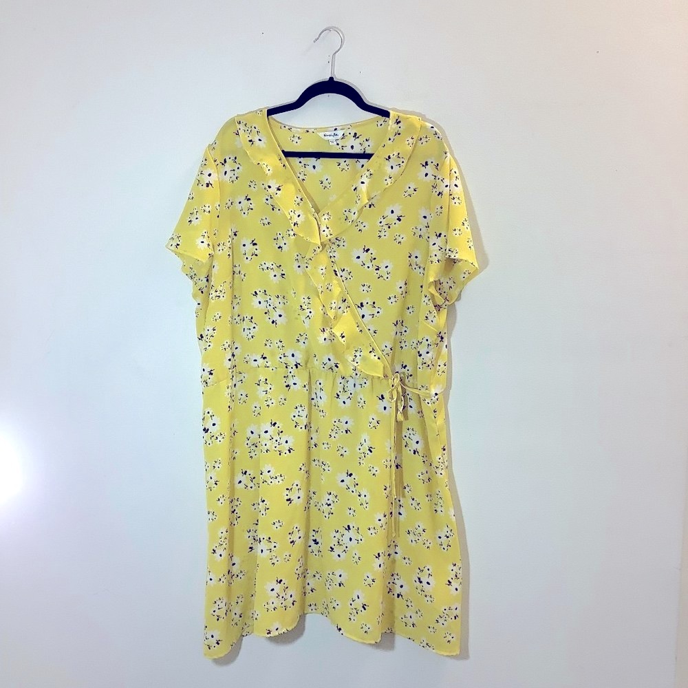 Simply Be shortsleeve ruffle neck yellow black print dress size 24